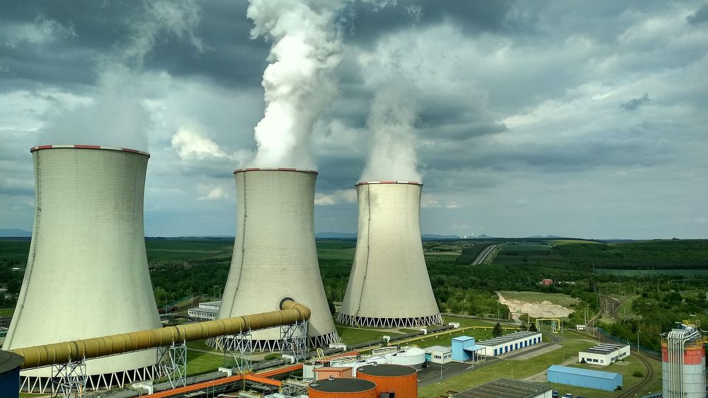 Elektrárna Tušimice na Chomutovsku, u níž vzniká bateriový park o výkonu 400 MW